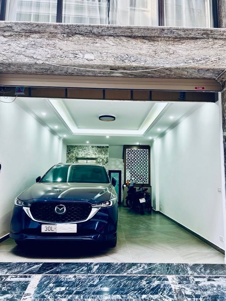 Nhà phố 7 tầng tại Ngoại Giao Đoàn 45m² giá 13 tỷ - Ô tô tránh, thang máy