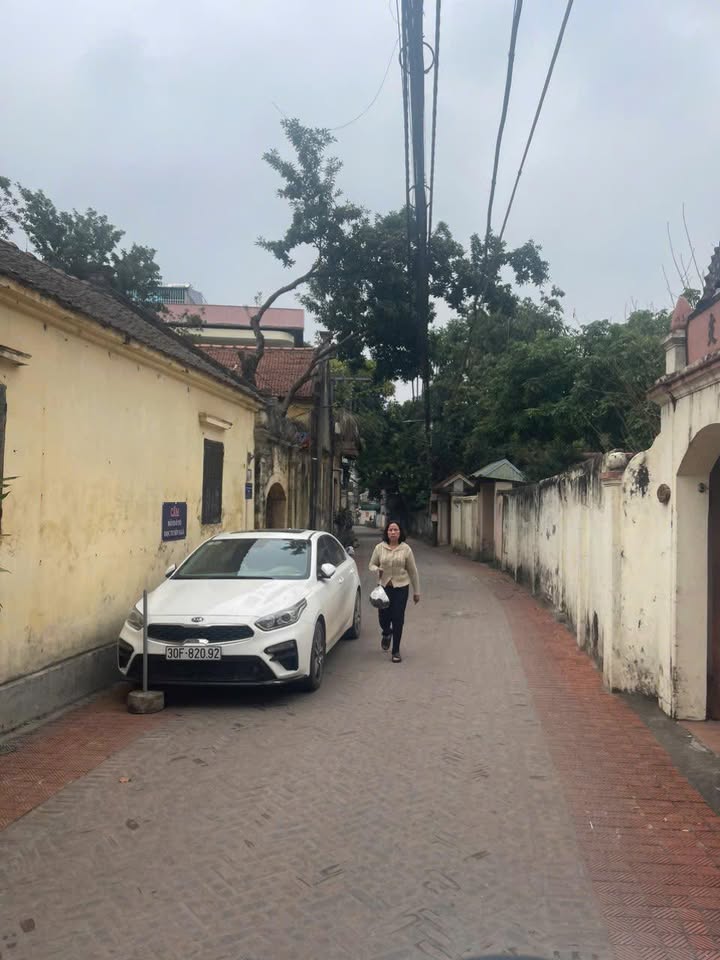 Đất nền Đông Ngạc 33m² giá tốt - Ngõ thông ô tô vào tận nơi!