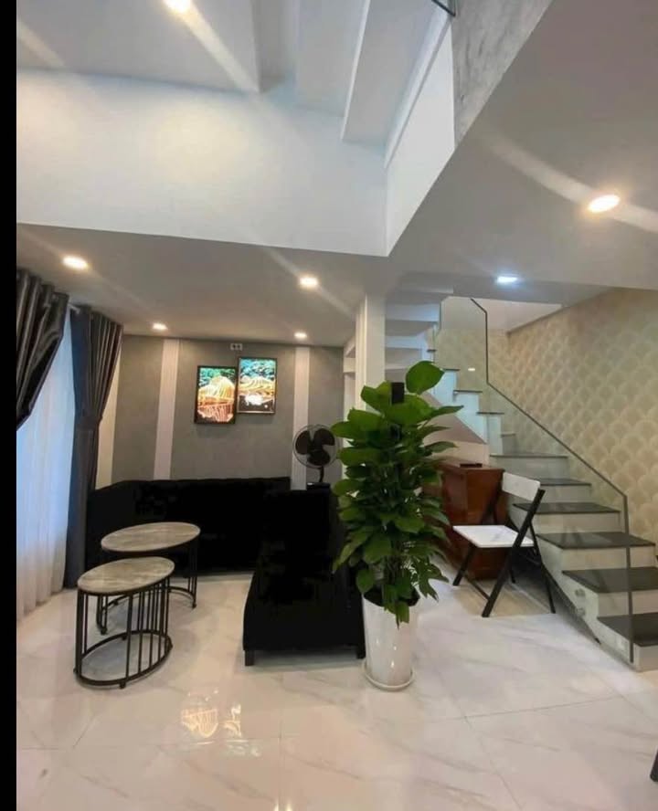 Nhà 2 Tầng K392 Trưng Nữ Vương, Hải Châu, Đà Nẵng - Sẵn Sàng Vào Ở Ngay!