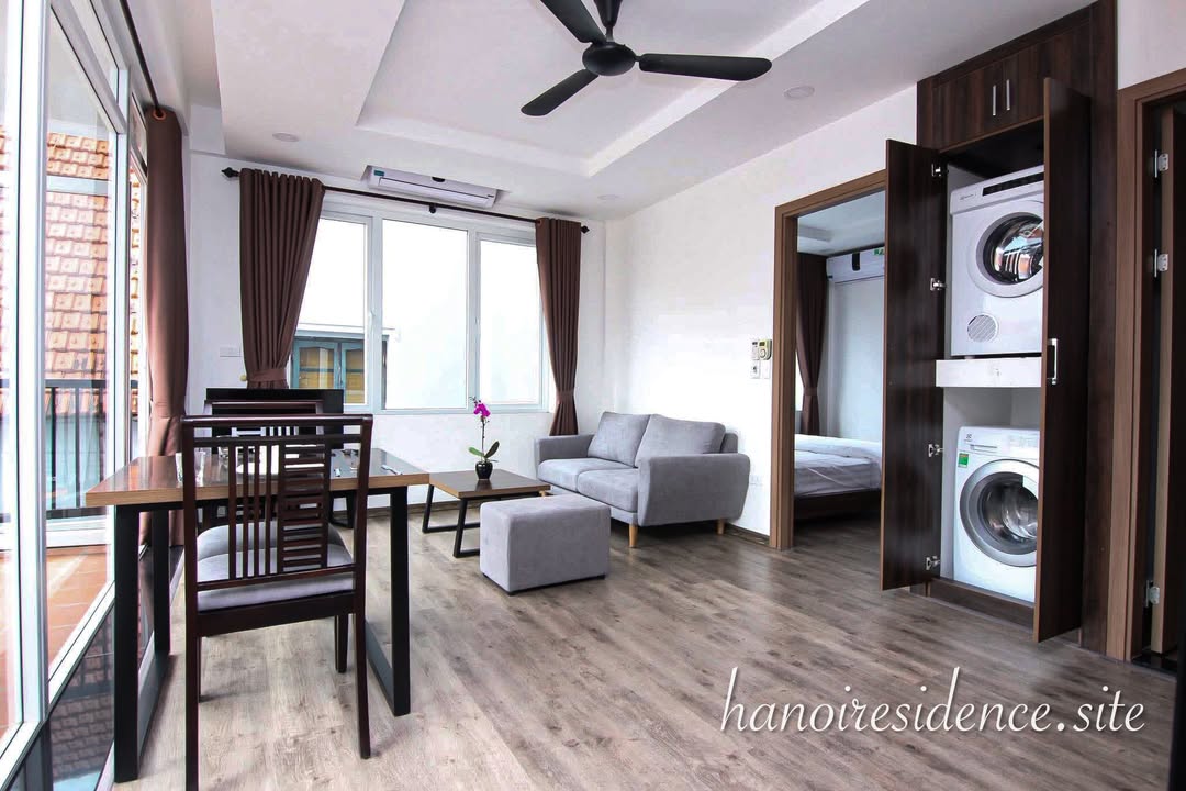 Căn hộ cho thuê 1PN 1WC tại Tây Hồ - Nội thất sang trọng, sẵn sàng ở ngay!