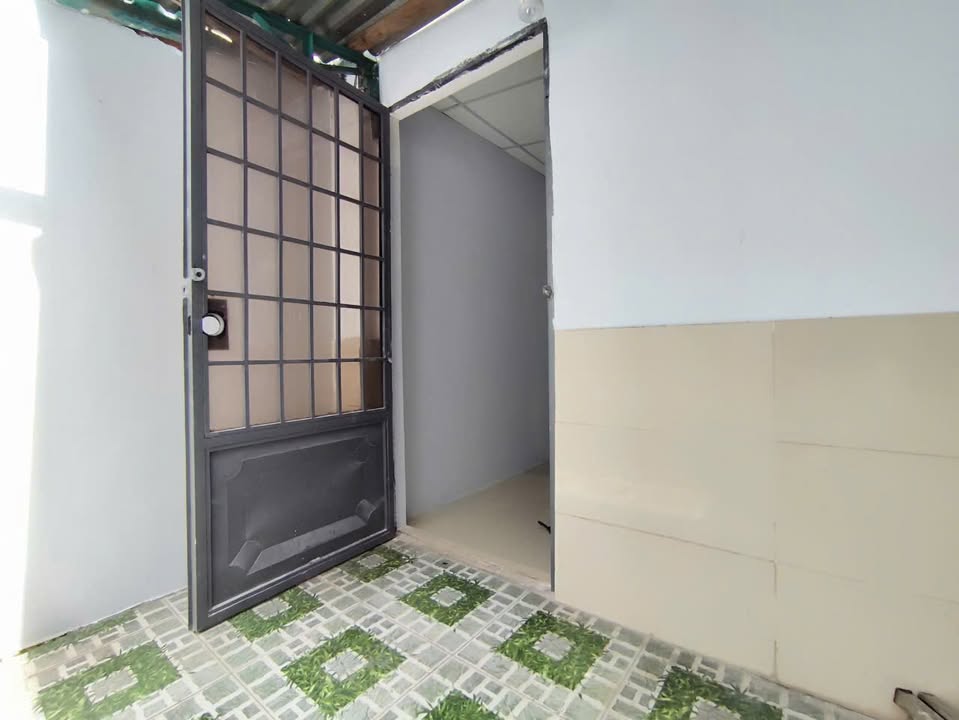 Nhà nguyên căn cho thuê tại Bình Trị Đông - 23m² giá 5.5 triệu - Phù hợp cho 2 người ở ghép!