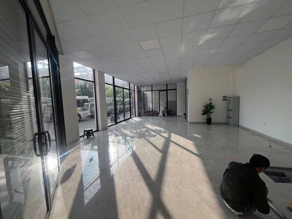 Tòa nhà văn phòng cho thuê 110m² - Khu đô thị Khai Sơn, Long Biên - Giá 45 triệu/tháng