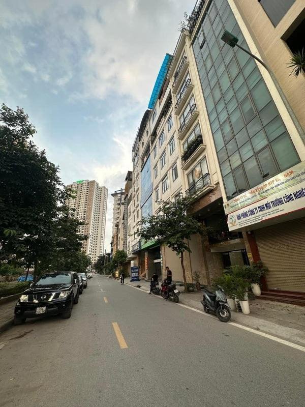 Tòa nhà CCMN 9 tầng mặt ngõ ô tô tránh Lương Thế Vinh 115m² giá 33 tỷ - Đầu tư sinh lời hấp dẫn!