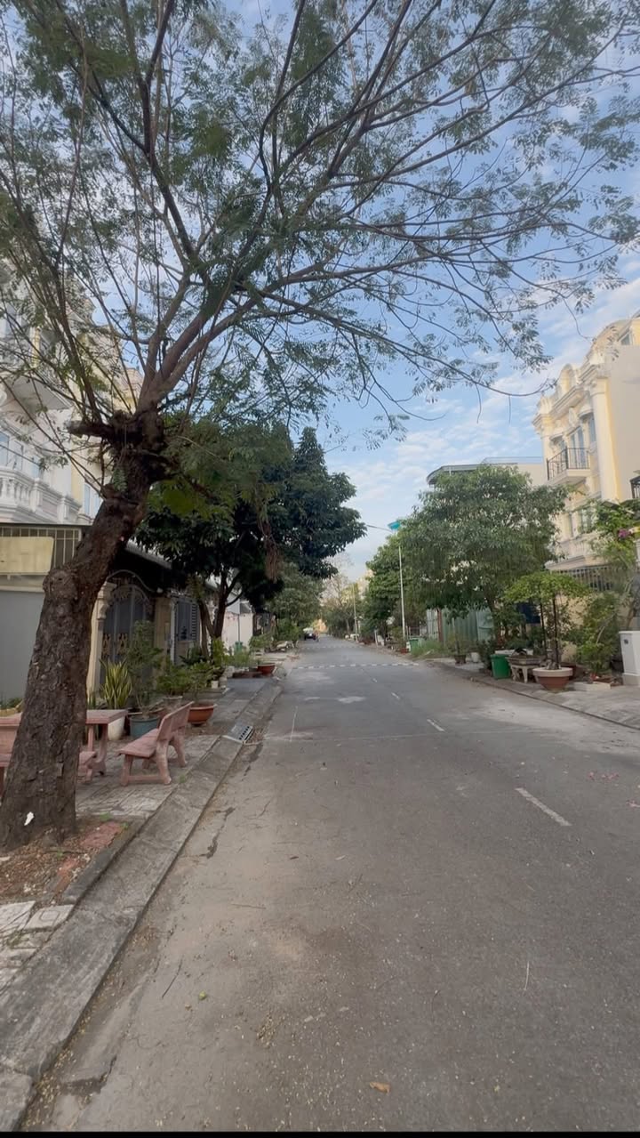 Đất nền KDC Cát Lái Quận 2 160m² giá 10.5 tỷ - Cơ hội cực hiếm đầu tư!