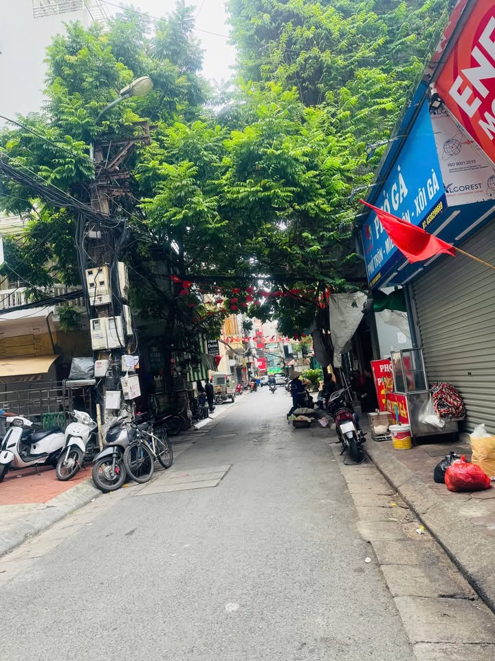 Nhà riêng cho thuê tại Bạch Mai 32m² - Kinh doanh thuận lợi, ngõ ô tô