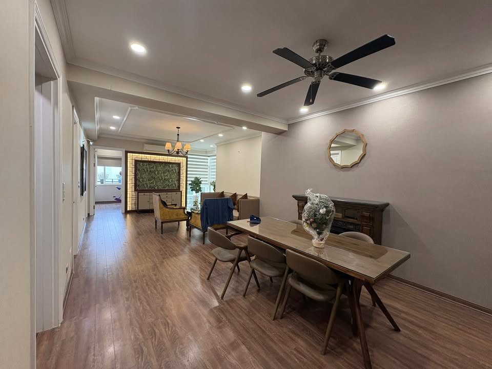 Căn hộ 3 PN E4 Ciputra Tây Hồ 123m² giá 14 tỷ - Sẵn sàng vào ở ngay!