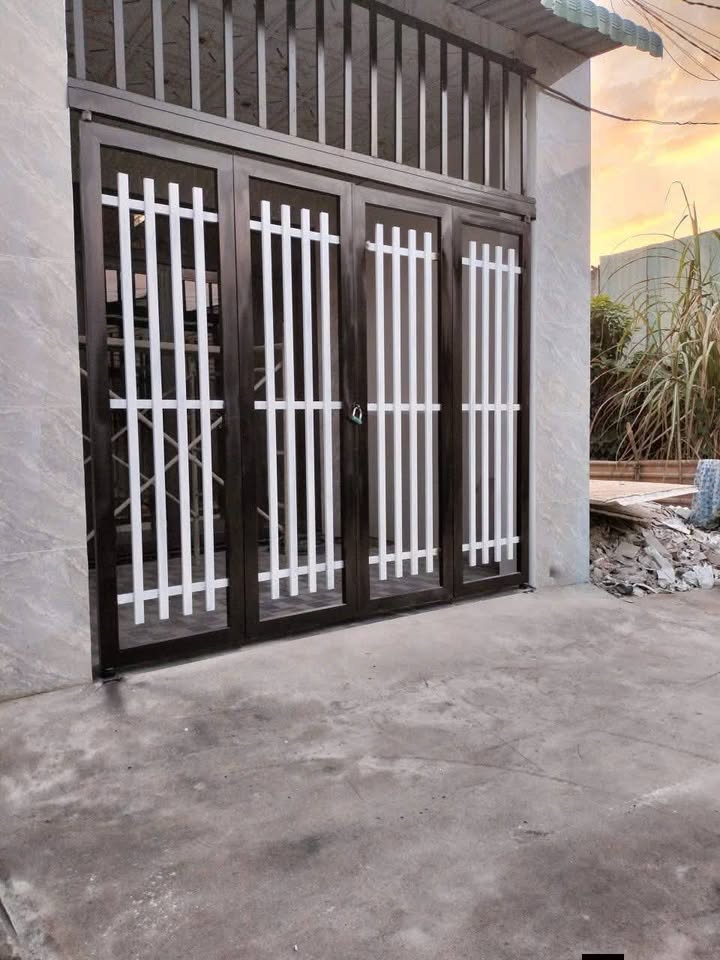 Nhà phố Tân Hiệp, Tân Uyên, Bình Dương 60m² giá 970 triệu - Full nội thất, gần trường học!