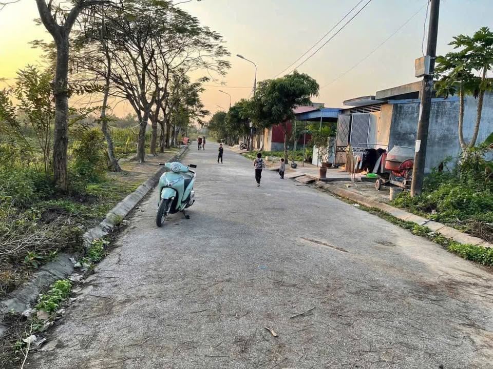 Đất nền khu đấu giá Xuân Úc 2 - Thuận Thiên 75,4m² giá 1,1 tỷ - Sổ đỏ chính chủ, đầu tư sinh lời!