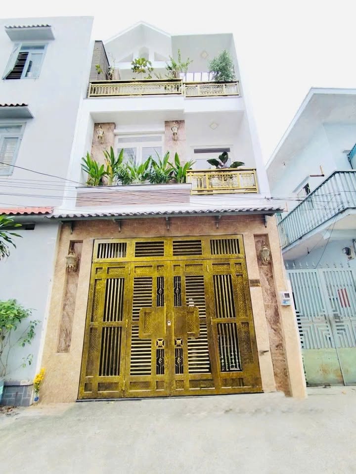 Nhà hẻm 255 đường Liên Khu 4-5, quận Bình Tân 65m² giá 5.8 tỷ - Sổ hồng riêng chính chủ!