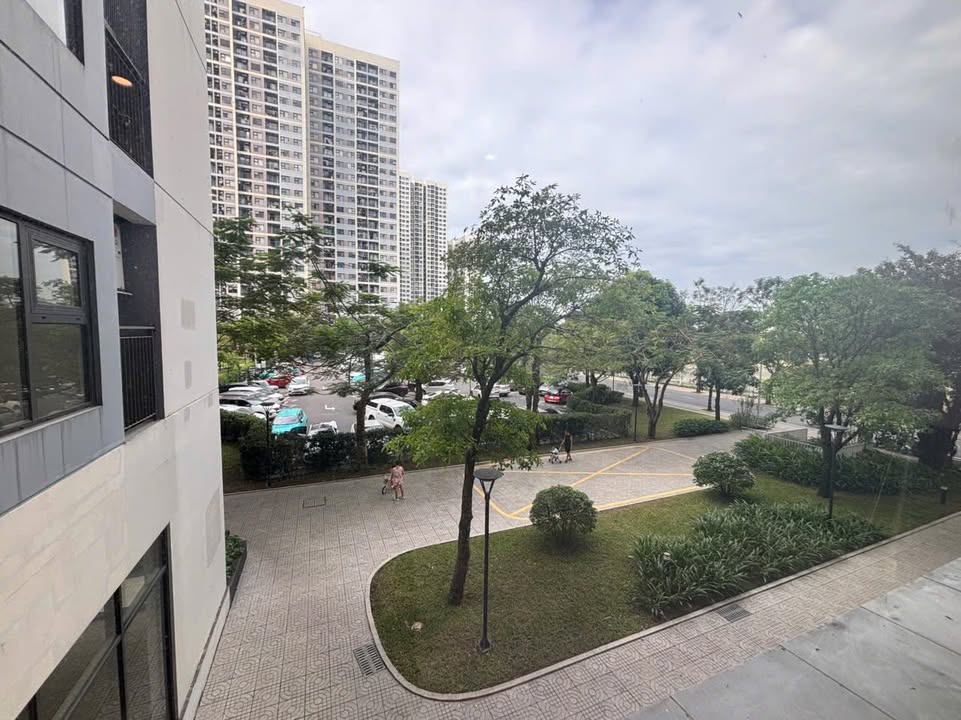 Căn hộ Vinhomes Grand Park Quận 9 30m² giá 5.5 triệu - Full nội thất sang trọng!