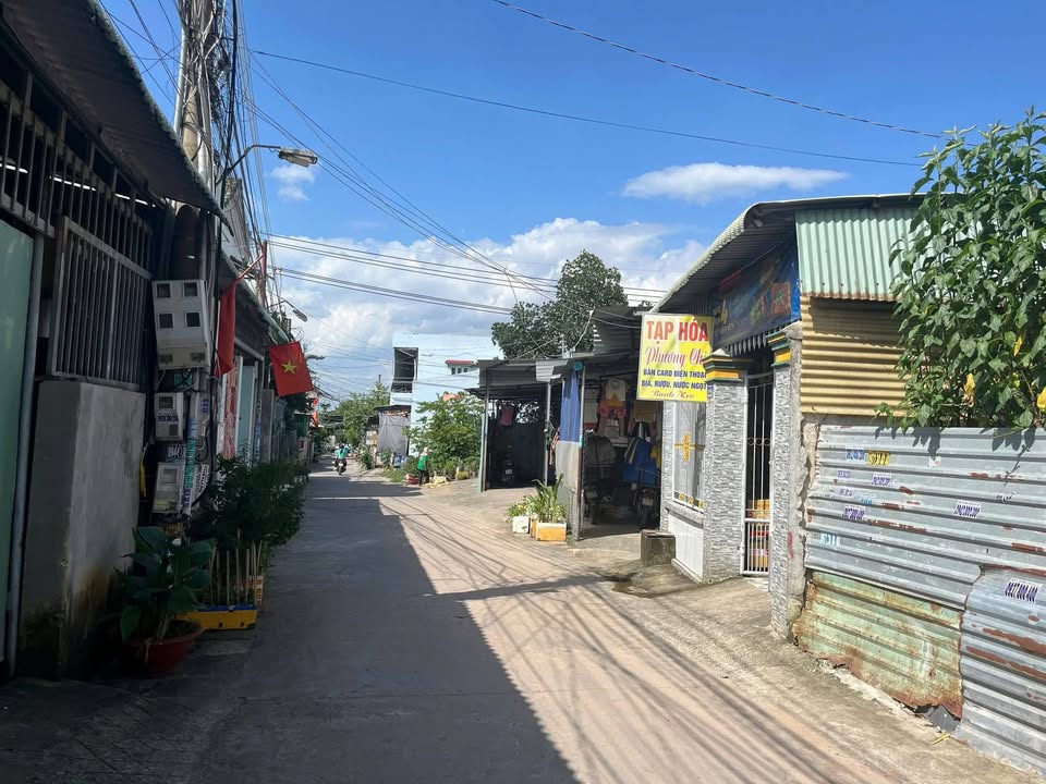 Đất nền 74m² ấp 1 xã Hiệp Phước, Nhơn Trạch - Giá chỉ 1.3 tỷ, sổ đỏ chính chủ!