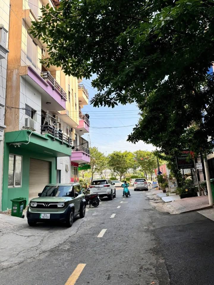 Nhà phố mặt tiền Trần Não, Q.2 - 58m² giá 17.5 tỷ - Đầu tư sinh lời ngay!