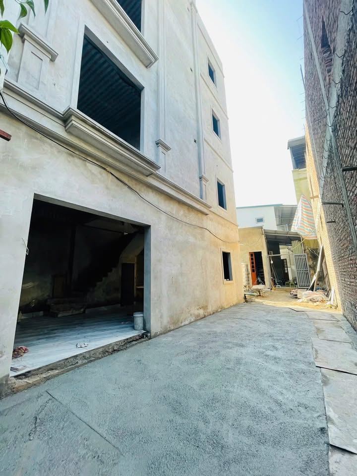 Nhà riêng Phú Lương 50m² giá nhỉnh 8 tỷ - Ngõ rộng, tiện ích đầy đủ!