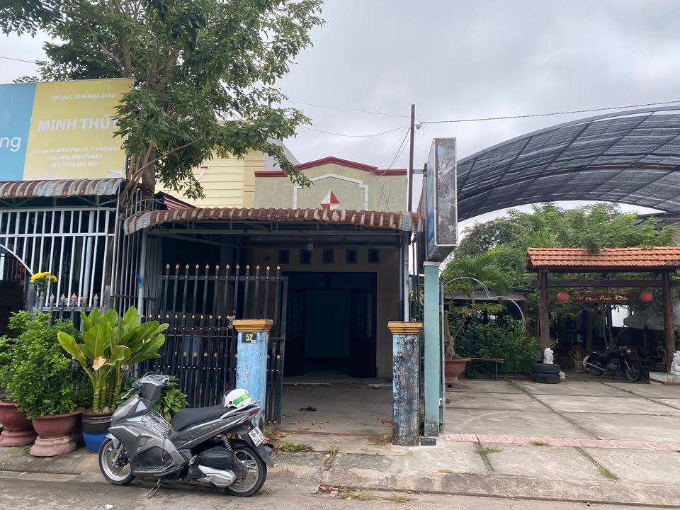 Nhà mặt tiền Nguyễn Văn Cừ, La Gi 80m² giá 1.45 tỷ - Cơ hội đầu tư hấp dẫn!