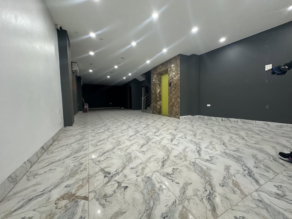 Cho thuê mặt bằng kinh doanh tại Phú Mỹ, 220m² giá 38 triệu - Vị trí đắc địa, oto đỗ cửa!