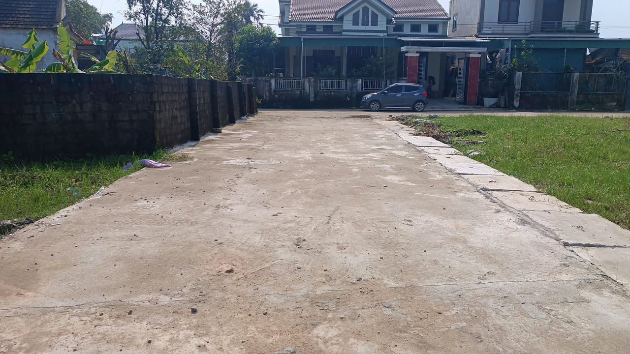 Đất thổ cư Lộc Ân, Toàn Lưu 164.6m² giá 1.4 tỷ - Tiện ích đầy đủ xung quanh!