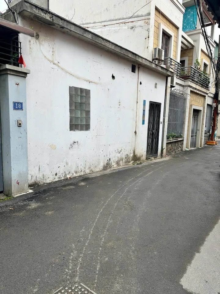 Đất Phú Thượng 109m² giá 21 tỷ - Mặt tiền 6.9m, ô tô vào tận nơi!