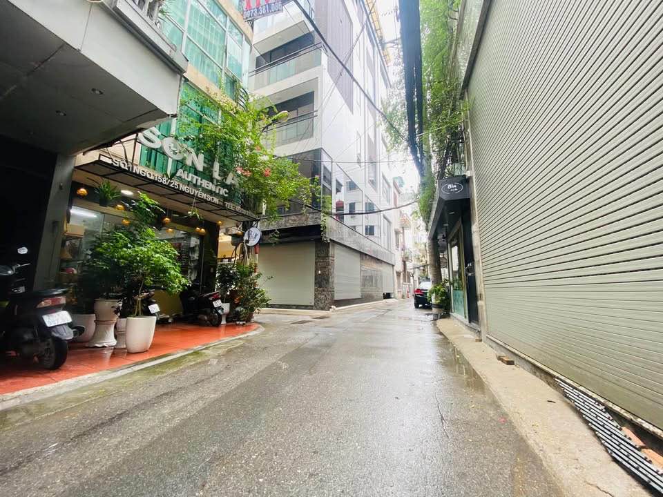 Nhà góc ô tô tránh tại Xuân Đỉnh 70m² giá 15 tỷ - Kinh doanh đỉnh cao!