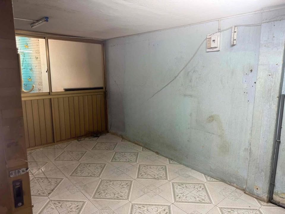 Chung cư cho thuê đường Lương Nhữ Học, Quận 5, 150m² - Giá chỉ 6.5 triệu/tháng!