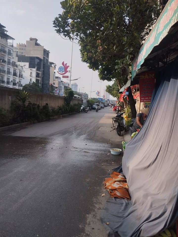 Nhà mặt đường Âu Cơ, quận Tây Hồ 230m² giá 20 tỷ - Kinh doanh đỉnh cao!