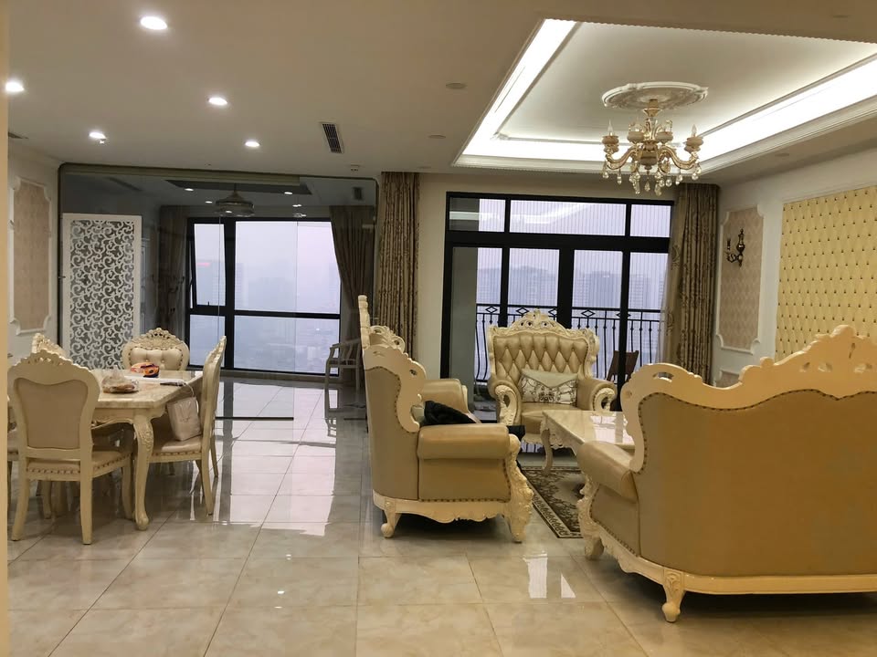 Căn hộ Royal City Thanh Xuân 164m² giá thỏa thuận - View thành phố đẹp