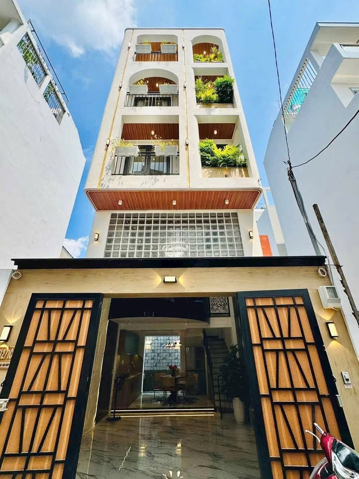 Nhà 5 tầng Trần Duy Hưng 50m² giá 12 tỷ - Thiết kế sang trọng, ô tô vào tận nơi!