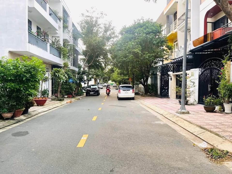 Lô đất đường số 10 Hà Quang 2, Nha Trang 80m² giá 6.3 tỷ - Vị trí đắc địa, pháp lý rõ ràng!