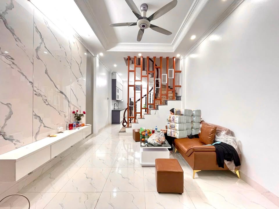 Nhà đẹp Đại Linh, Nam Từ Liêm 40m² giá 8 tỷ - Sổ đỏ chính chủ, ở ngay!