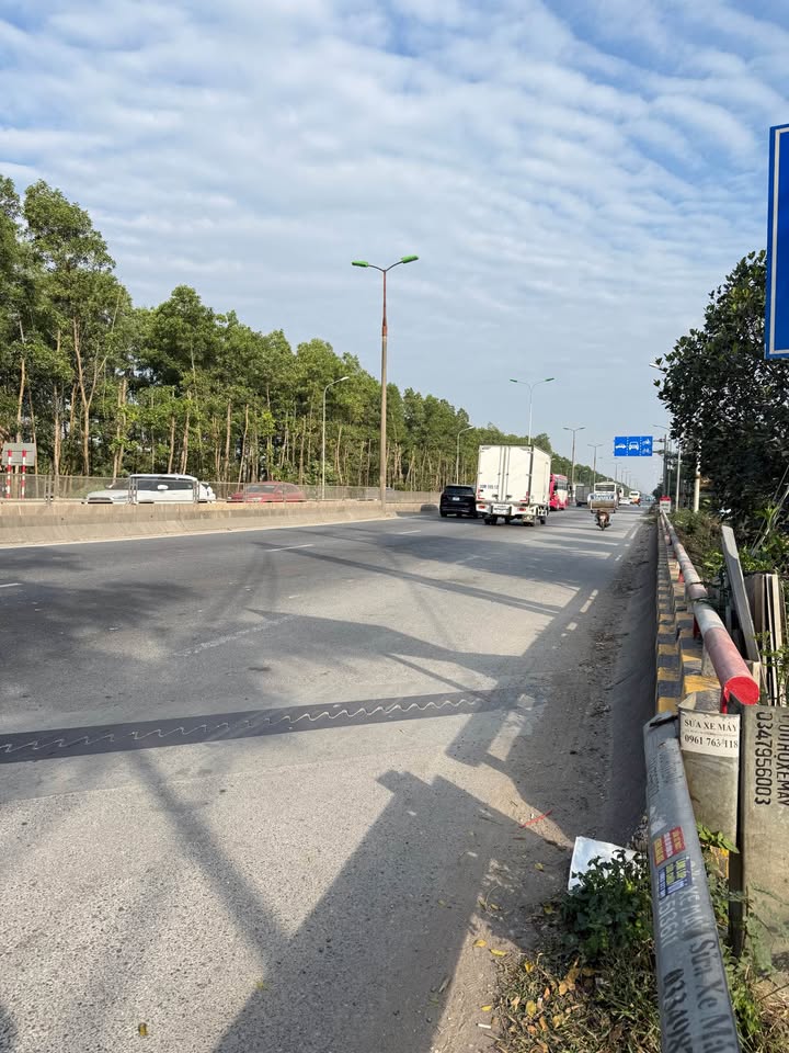 Đất nền 49m² Thôn Nhuế, Kim Chung giá 6.35 tỷ - Đường ô tô vào tận nơi!