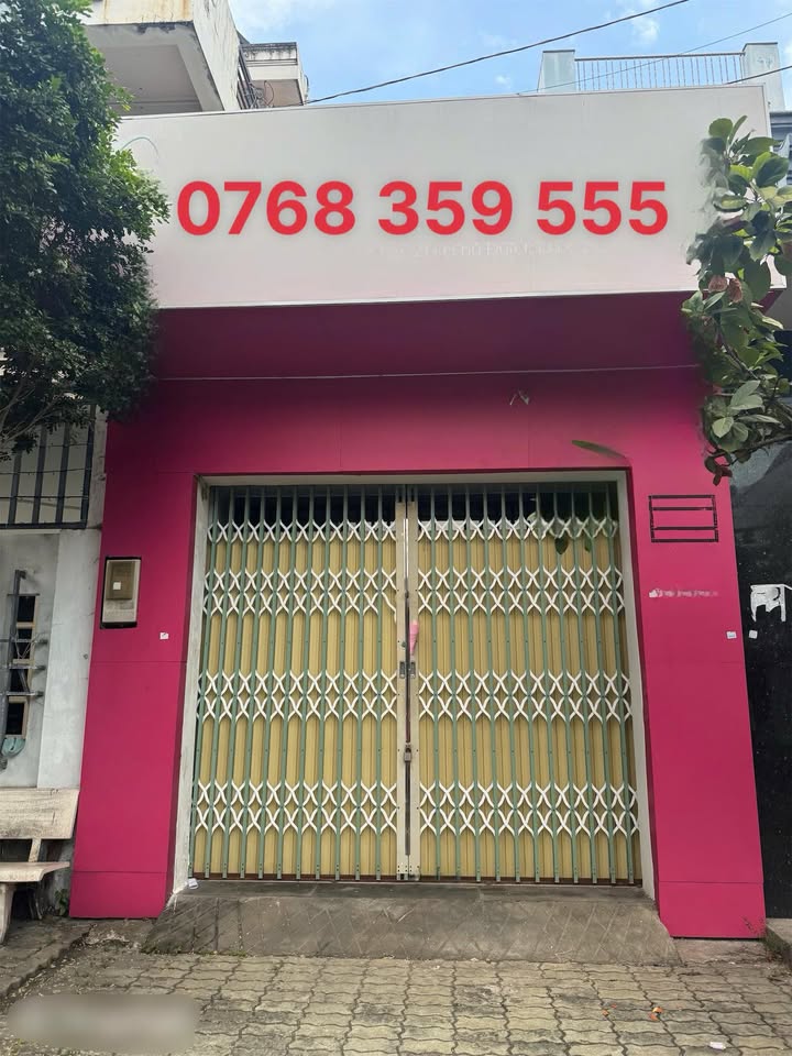 Cho Thuê Mặt Bằng Kinh Doanh Đường Đỗ Xuân Hợp 88m² giá 12 triệu - Vị trí đông đúc, thuận lợi!