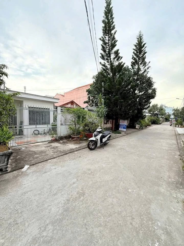 Bán đất thổ cư Trần Hoàng Na, Cần Thơ 196m² giá 6.8 tỷ - Vị trí đắc địa, xây biệt thự mini lý tưởng!