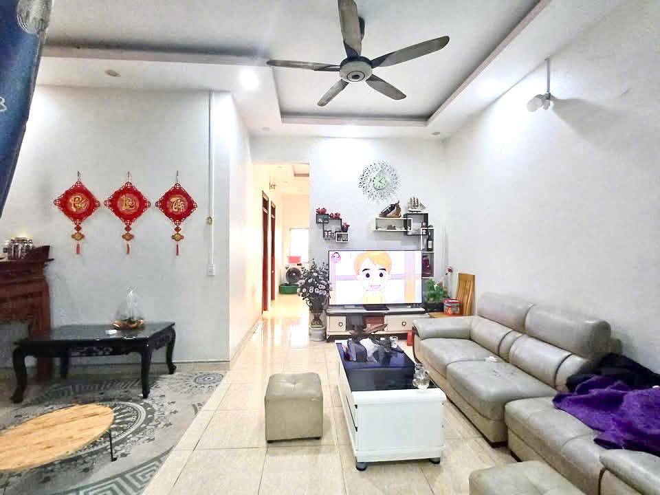 Nhà cấp 4 Đường Lê Hoàn, 126m² - Cơ hội đầu tư tuyệt vời!