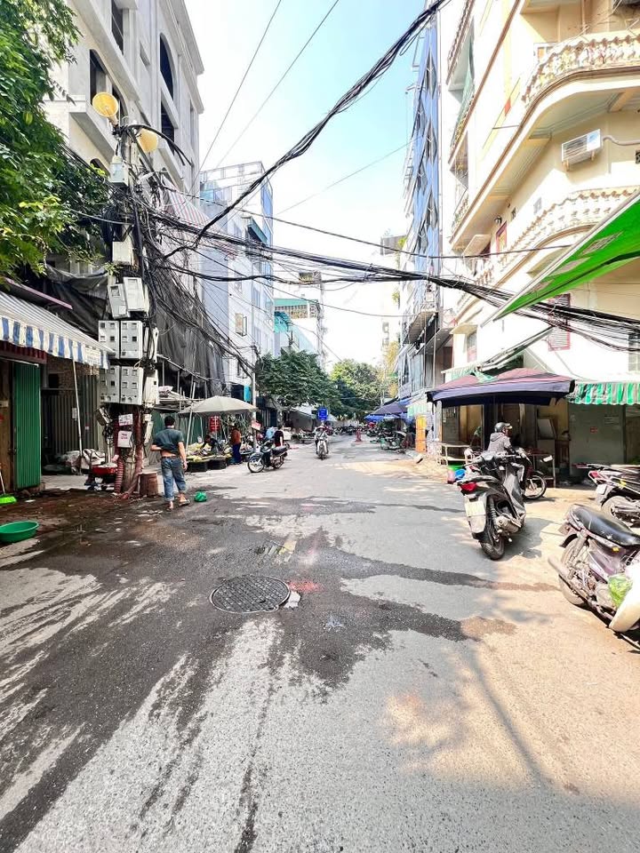 Nhà riêng 335 Thụy Khuê, Ba Đình 39m² giá 8.5 tỷ - Cơ hội đầu tư sinh lời!