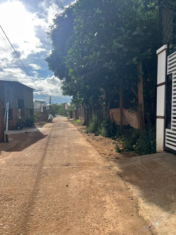 Nhà phố hẻm Lê Duẩn, Thắng Lợi, Pleiku 112m² giá 600 triệu - Vị trí đắc địa gần chợ!