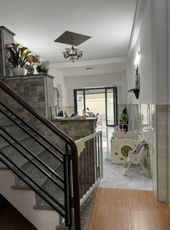 Nhà cho thuê mặt tiền đường Miếu Gò Xoài, quận Bình Tân - Diện tích 68m², giá chỉ 15 triệu!