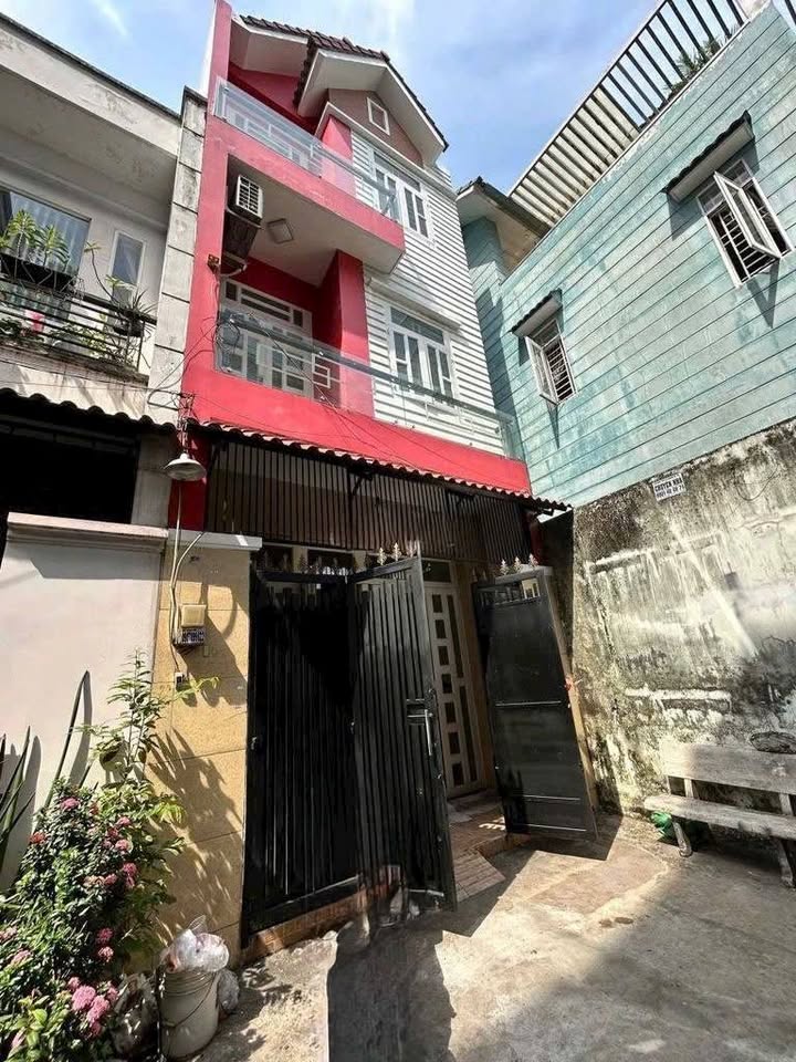 Nhà cho thuê Bình Tân 55m² giá 10 triệu - Khu vực an ninh, thuận tiện kinh doanh!