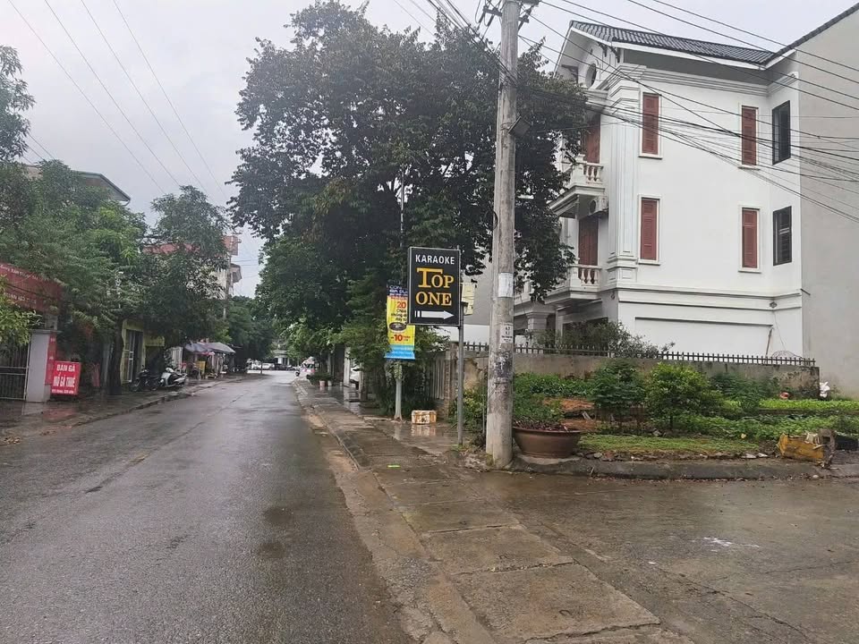 Bán Đất Đắc Địa Đường Nguyễn Đức Cảnh, 230m² giá 5 tỷ - Kinh doanh phát đạt!