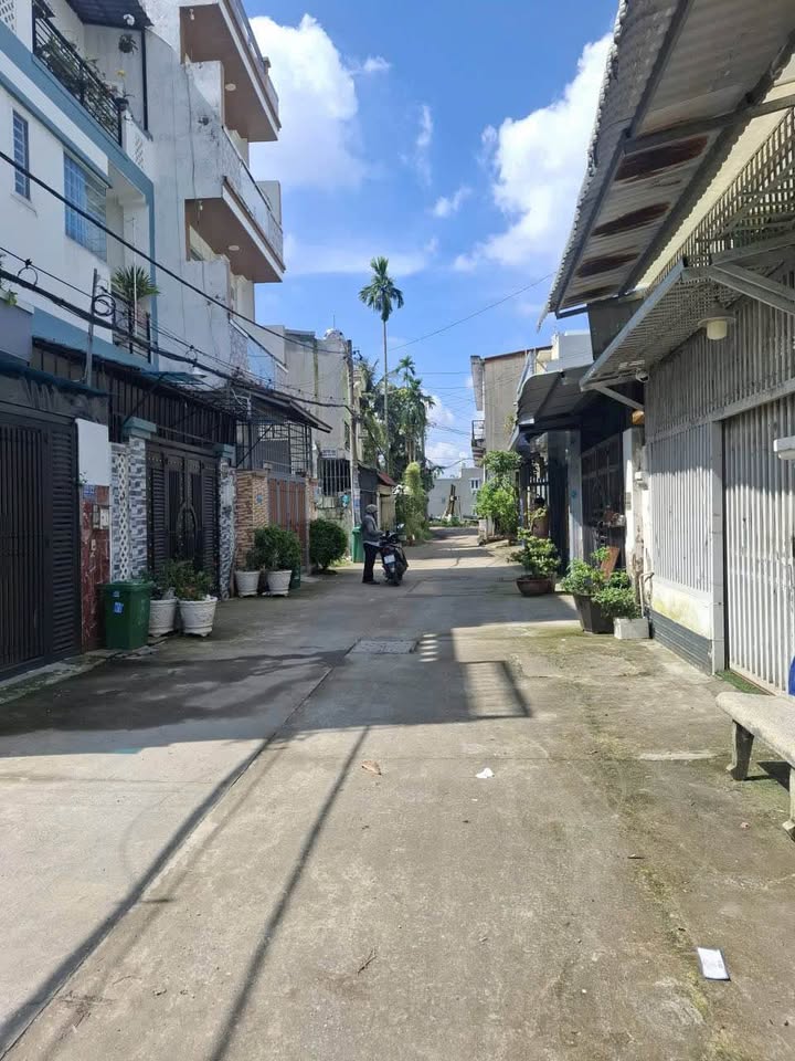 Bán đất Thạnh Xuân 62m² giá 3.45 tỷ - Sổ hồng riêng, hướng Tây Bắc