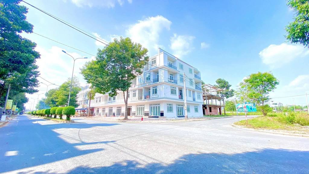 Shophouse Mekong City Vĩnh Long 95m² giá 2.8 tỷ - Giao dịch tốt, đầu tư sinh lời!