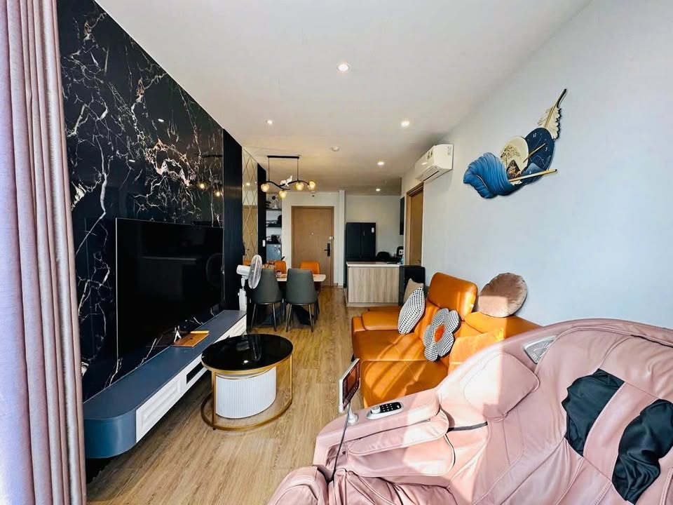 Căn hộ 2PN 2VS Chung cư GreenbayPremium Hạ Long 66m² - Chính chủ bán gấp!