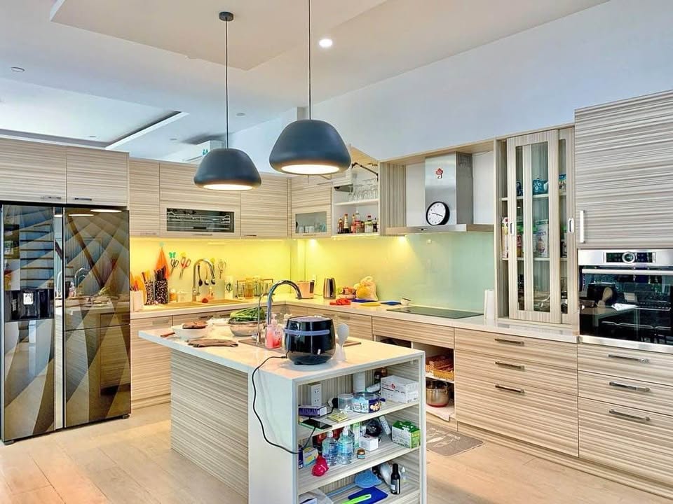 Biệt thự nghỉ dưỡng cao cấp Sơn Trà 216m² giá 23.2 tỷ - Đẳng cấp sống xanh!