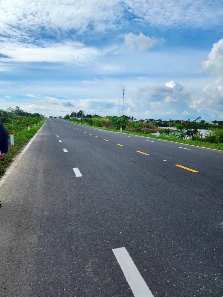 Đất ruộng tuyến tránh Quốc lộ 30, Mỹ Tân, 2377m² - Giá 2.6 tỷ, thương lượng!