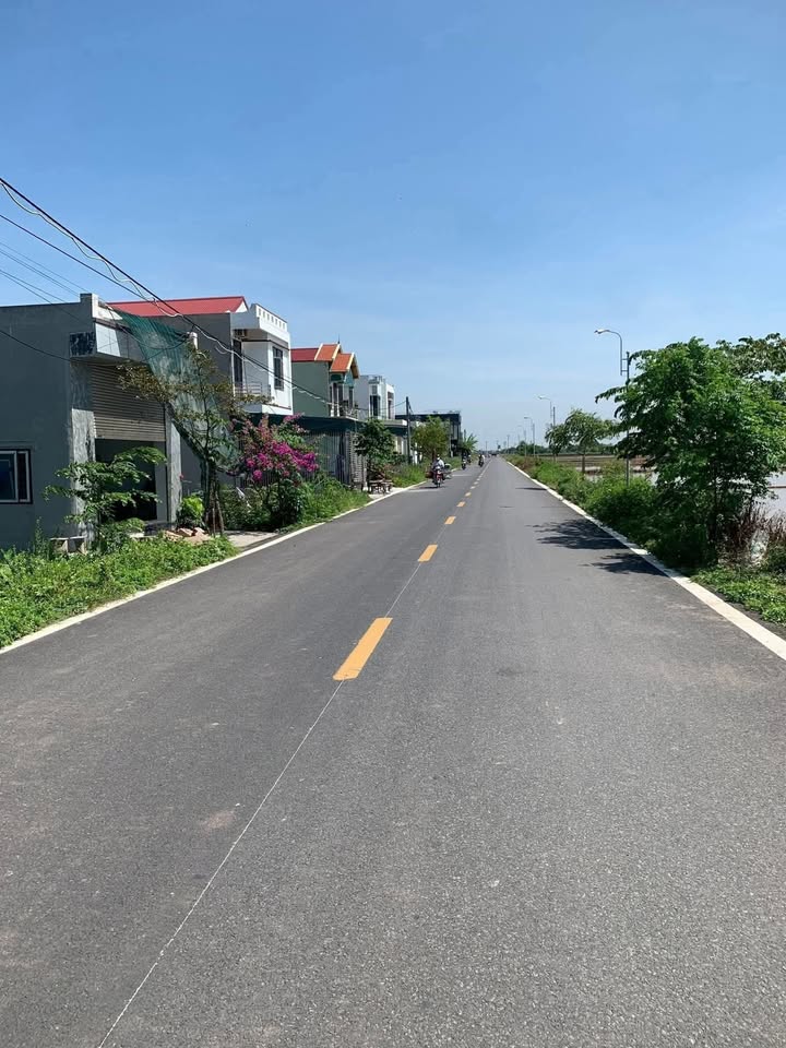 Đất mặt đường Vũ Hoà, Kiến Xương 100m² giá đầu tư - Cơ hội vàng cho bạn!