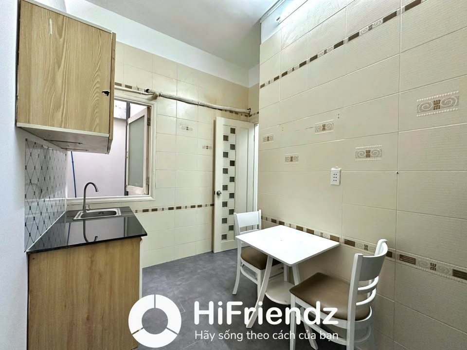 Căn hộ 1PN Hồ Bá Kiện, Q.10 - Nội thất cao cấp, chỉ cần xách vali vào ở!