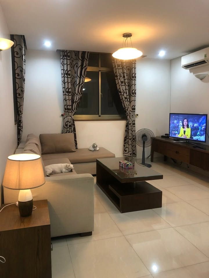 Căn hộ 2 phòng ngủ chung cư SCREC 974 Trường Sa 81m² giá 15 triệu - Vị trí trung tâm, tiện nghi đầy đủ!