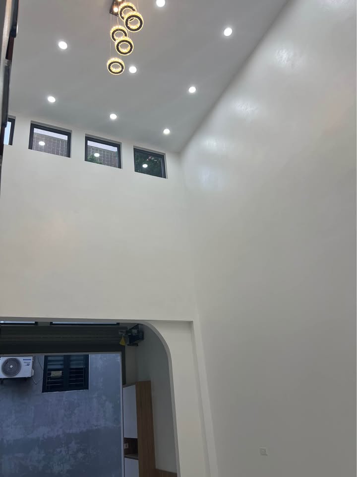 Nhà 2 tầng tại ngõ 4 đường Hoàng Quốc Việt, Phúc Yên 71m² - Sổ đỏ chính chủ, giá thỏa thuận!