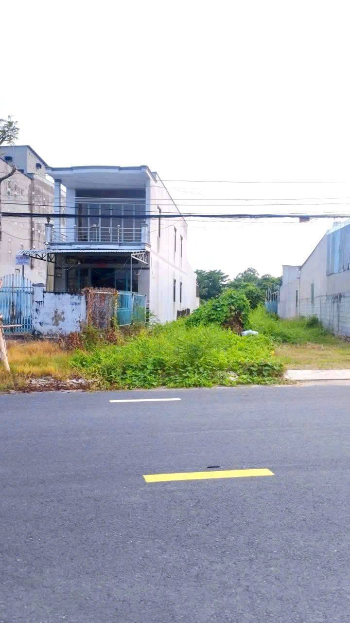 Đất 2 mặt tiền Đường Võ Trường Toản, Rạch Giá 890.9m² giá chỉ 4.3 tỷ - Cơ hội đầu tư tuyệt vời!