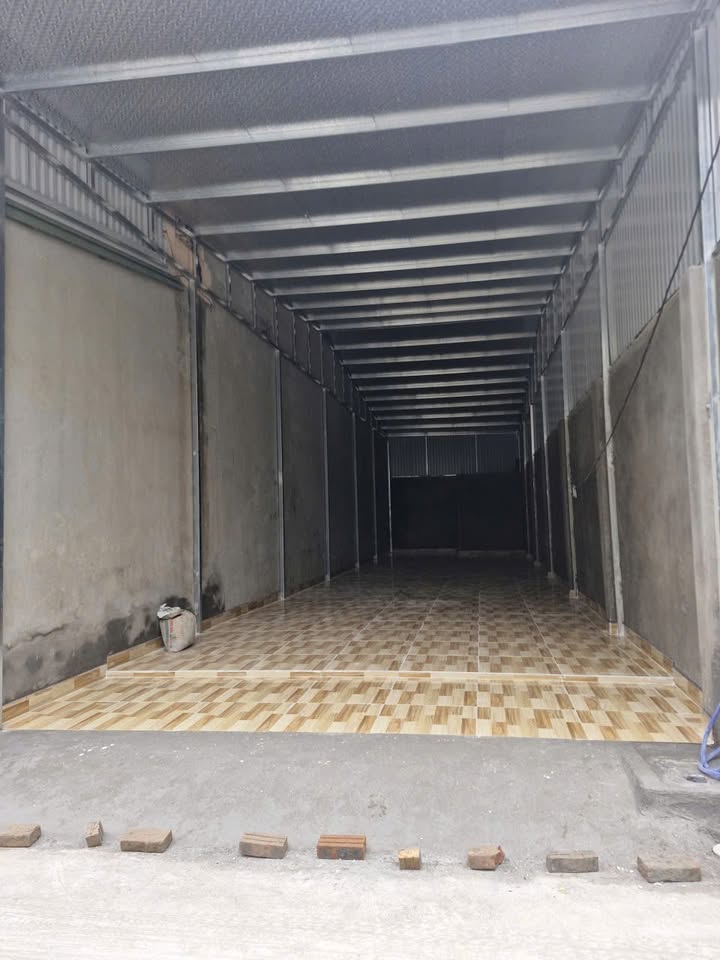 Kho cho thuê tại đường Bình Lộc, Tân Bình 90m² chỉ 3 triệu/tháng - Thích hợp làm kho hoặc nhà ở!