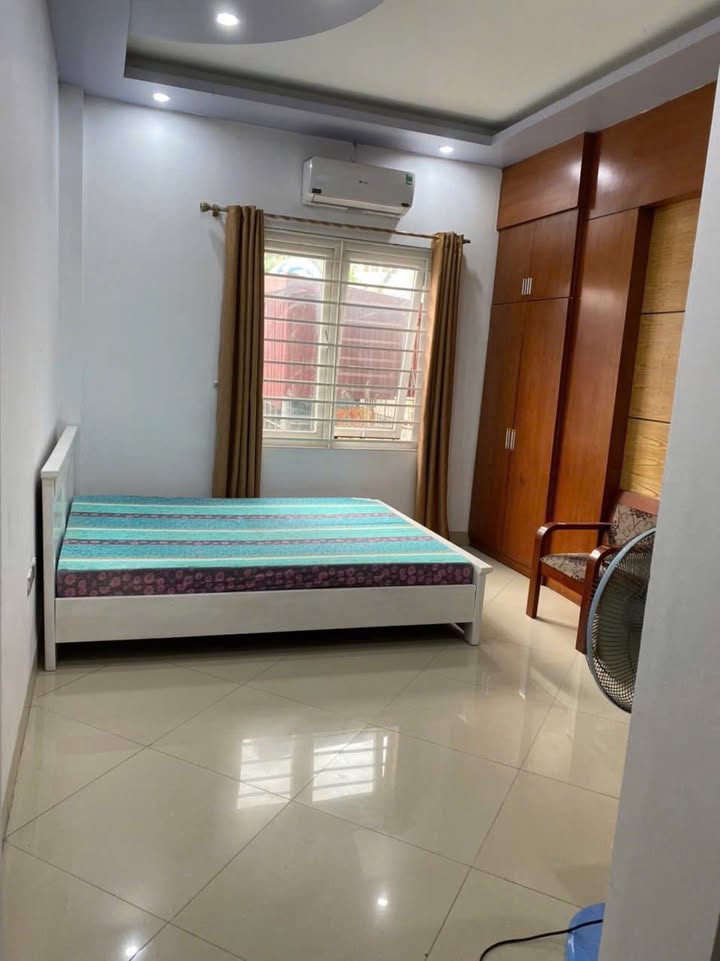 Căn hộ CCMN cho thuê tại Đê La Thành, Ba Đình - 3.8 triệu/tháng, Full nội thất