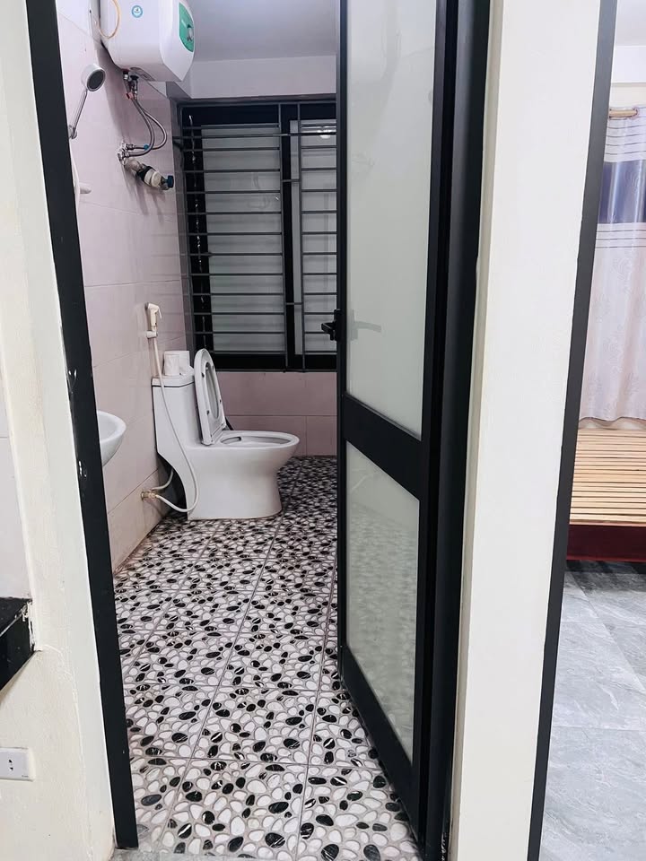 Phòng cho thuê tại Đông Ngạc, 25m² giá 3.2 triệu - An ninh đảm bảo, đầy đủ tiện nghi!